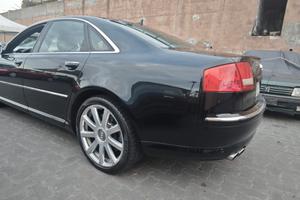 Audi A8 S8 5.2 V10 quattro tiptronic