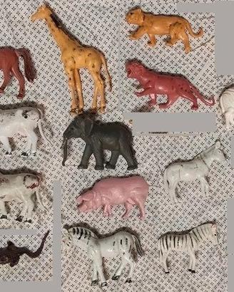 Lotto 13 animali giocattolo plastica dura - Varie