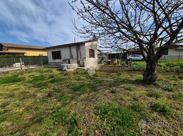CASA INDIPENDENTE A VALMONTONE