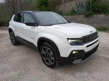 Jeep Avenger 1.2 E-HYBRID 110 CV Summit KM0