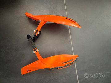 Paramani acerbis usati