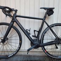 Bicicletta da corsa pedalata assistita