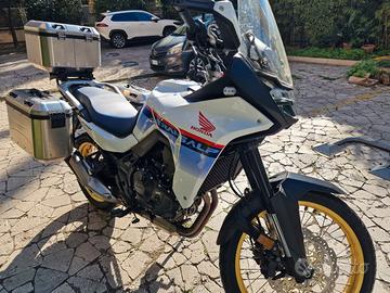 Honda Transalp 750