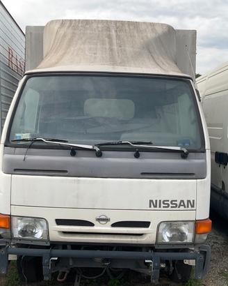 CABINA COMPLETA NISSAN CABSTAR 2003