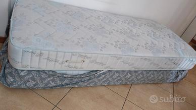 2 materassi singoli buone condizioni