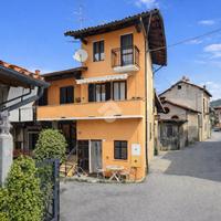CASA SEMINDIPENDENTE A BRUSNENGO