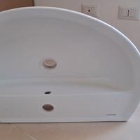 Lavandino sospeso GEBERIT (no colonna) Colibrì