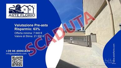 Immobile in asta di 36 m² con box auto doppio a To