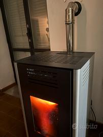 Stufa a pellet Caminetti Montegrappa LATO 9 kW