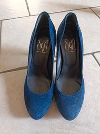 décolleté con plateaux blu 
