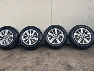 Cerchi in lega golf 7 r15 5x112