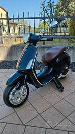Piaggio Vespa Primavera Elettrica 12V per Bambini 