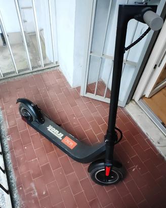 monopattino Monotruck ibike 