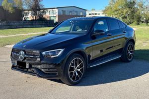 MERCEDES GLC 220 AMG line Premium Plus