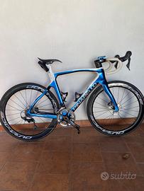 Pinarello F12