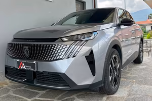 Peugeot 3008 3008 1.2 hybrid Allure 145cv e-dcs6