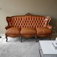 divano vintage marrone