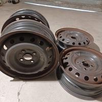 Cerchioni 15 pollici - 4 fori -secondo treno gomme