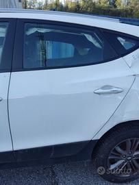 Porta posteriore sinistra HYUNDAI IX35 del 2014
