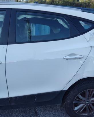 Porta posteriore sinistra HYUNDAI IX35 del 2014