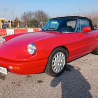 Alfa Romeo Duetto 4 Serie 2000 i.e.