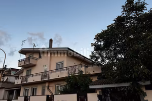 Porzione di trifamiliare