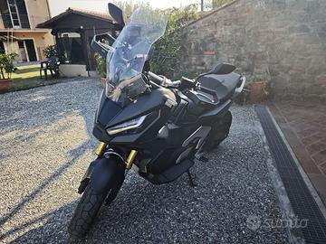 Honda X-ADV 750  ABS DCT