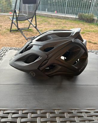 Casco kellys