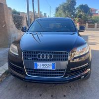 Audi Q7 4.2 V8 TDI quattro tiptronic SLine