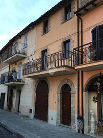 CASA SEMINDIPENDENTE A CANNARA