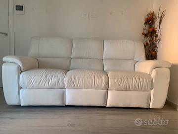 Divano pelle bianco, motorizzato