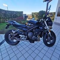 Street triple 765