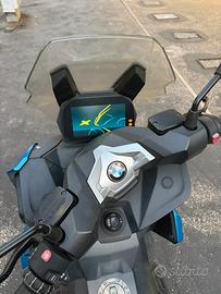 Scooter bmw 400