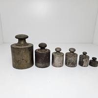 Lotto 6 pesi antichi 