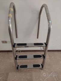 Scaletta per Piscina interrata in acciaio
