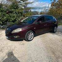 lancia delta 1.6 120 cv cambio automatico