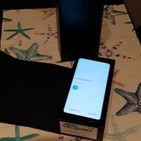 Samsung GALAXY S8 con accessori