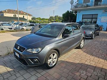 SEAT Arona 1.0 TGI FR