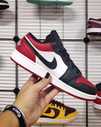 Sneakers Air Jordan 1 Low GS Bred Toe numero 40