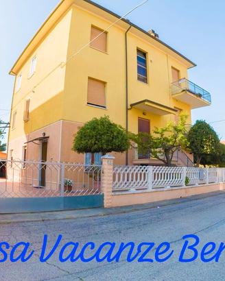 Casa Vacanze Benny Home Marotta (PU)