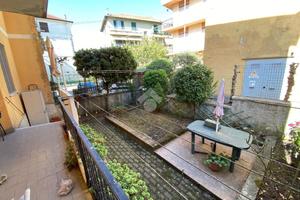 3 LOCALI A SERRA RICCÒ