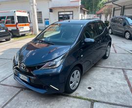 Toyota Aygo 1.0 VVT-i 69 CV 5 porte x-clusiv OK PE