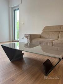 Tavolino in vetro da salotto - gambe portariviste 