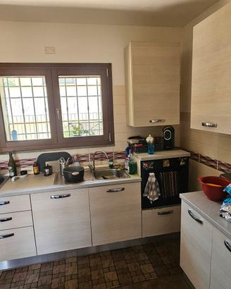 Cucina in buono stato 