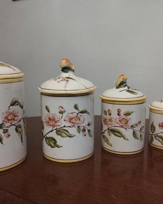 Vasi di Bassano in ceramica decorata