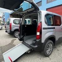 Fiat Doblo Doblò - auto per disabili con pianale r