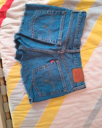 pantaloncini LEVIS