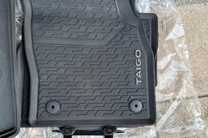 Tappetini in gomma Volkswagen Taigo
