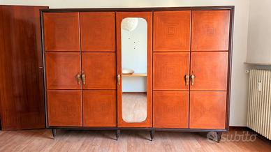 Grande armadio vintage anni ’50/’60