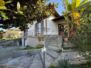 VILLA SINGOLA SU UNICO LIVELLO